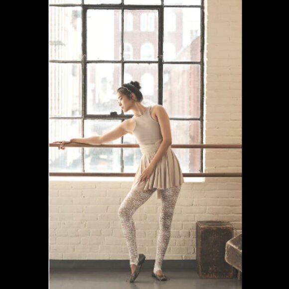 Brand New Port de Bras Venus Active Dress - Picture 4 of 7